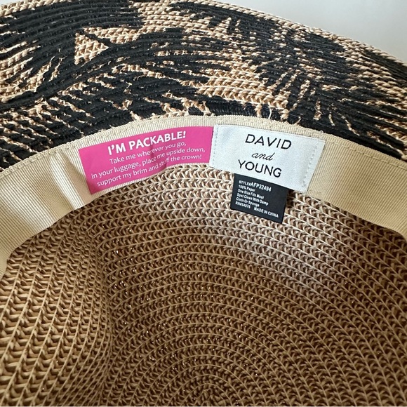 David and Young Packable Floppy Straw Hat One Size - Picture 7 of 8